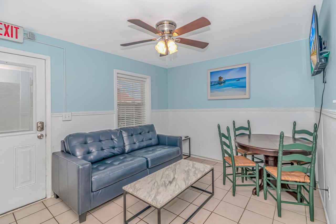 125 Atlantic Avenue Unit E - Pet Friendly! Walk To The Beach And Pier!1Br -1Ba - Sleeps 2-4 Guests! マートルビーチ エクステリア 写真